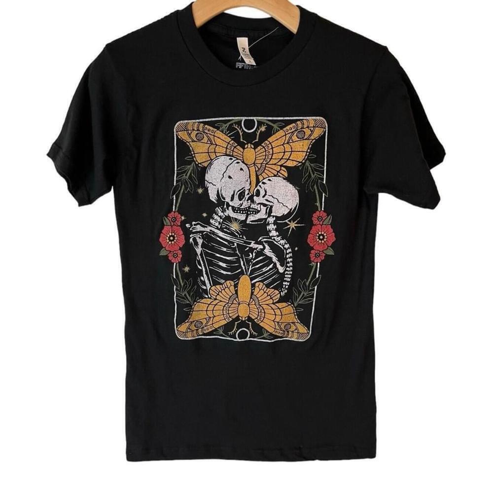 Fifth Sun Womens Small Black Skeleton Love Graphic Tee
